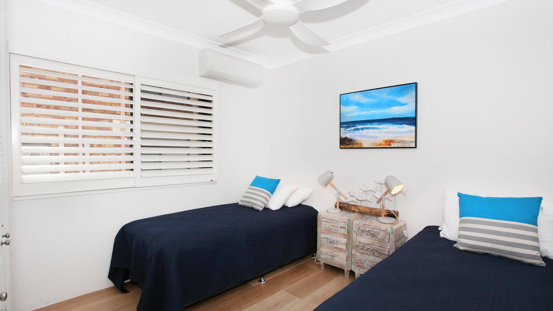 Windmill 3 - Three Bedroom Unit Located Opposite the Beach!