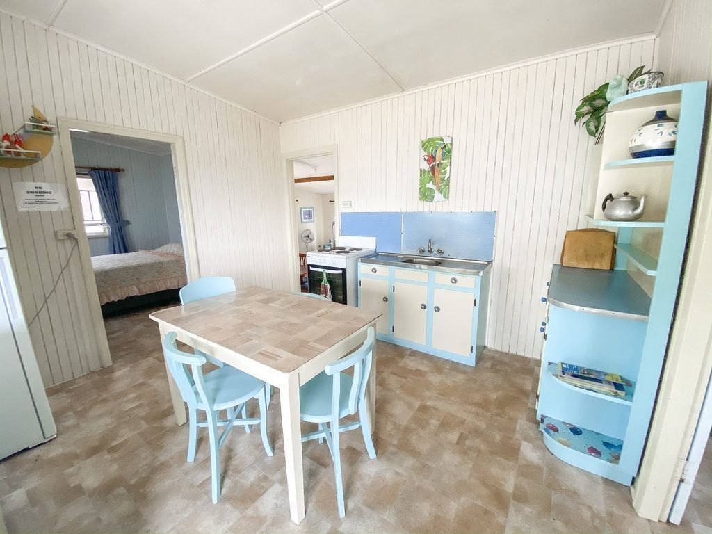 Beachcomber - Burrum Heads - Riverfront - 2BR - Pets Welcome