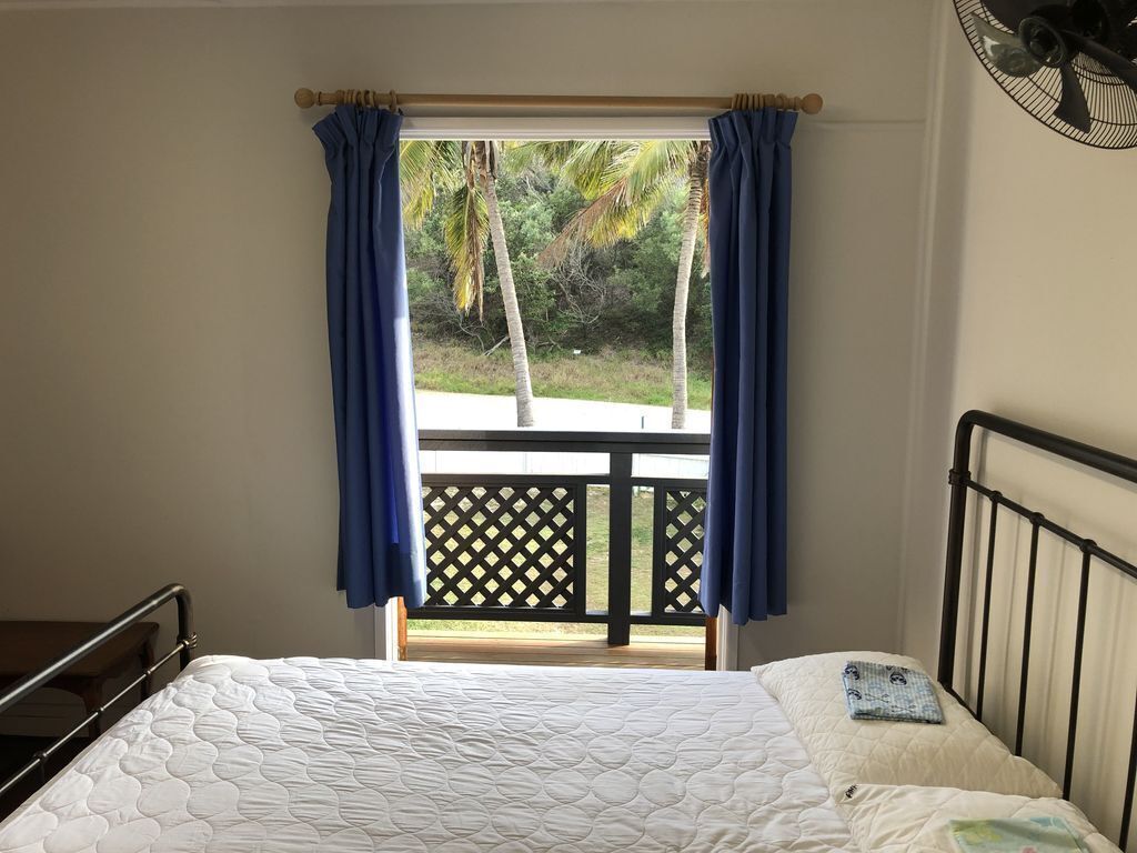 Fraser Island Classic Beach House - 1 Minute to the Beach