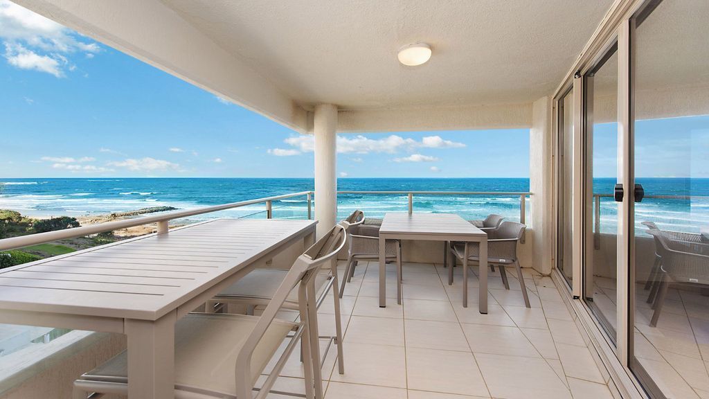 Chiswell Place Unit 11 Kings Beach QLD