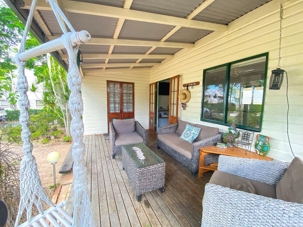 The Batch - Burrum Heads - Walk To Beach - 2BR - Pets Welcome