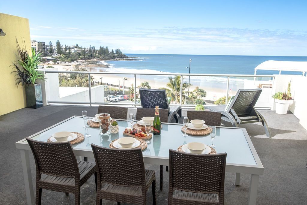 🌴Top Floor Kings Beach Views🌴 Private Rooftop Terrace with sauna and spa bath +