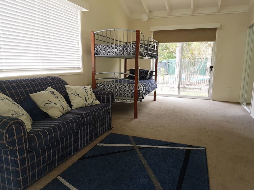 15 Larapinta Court - Family Home With Swimming Pool in a Quiet Street and Central Location Close to CBD