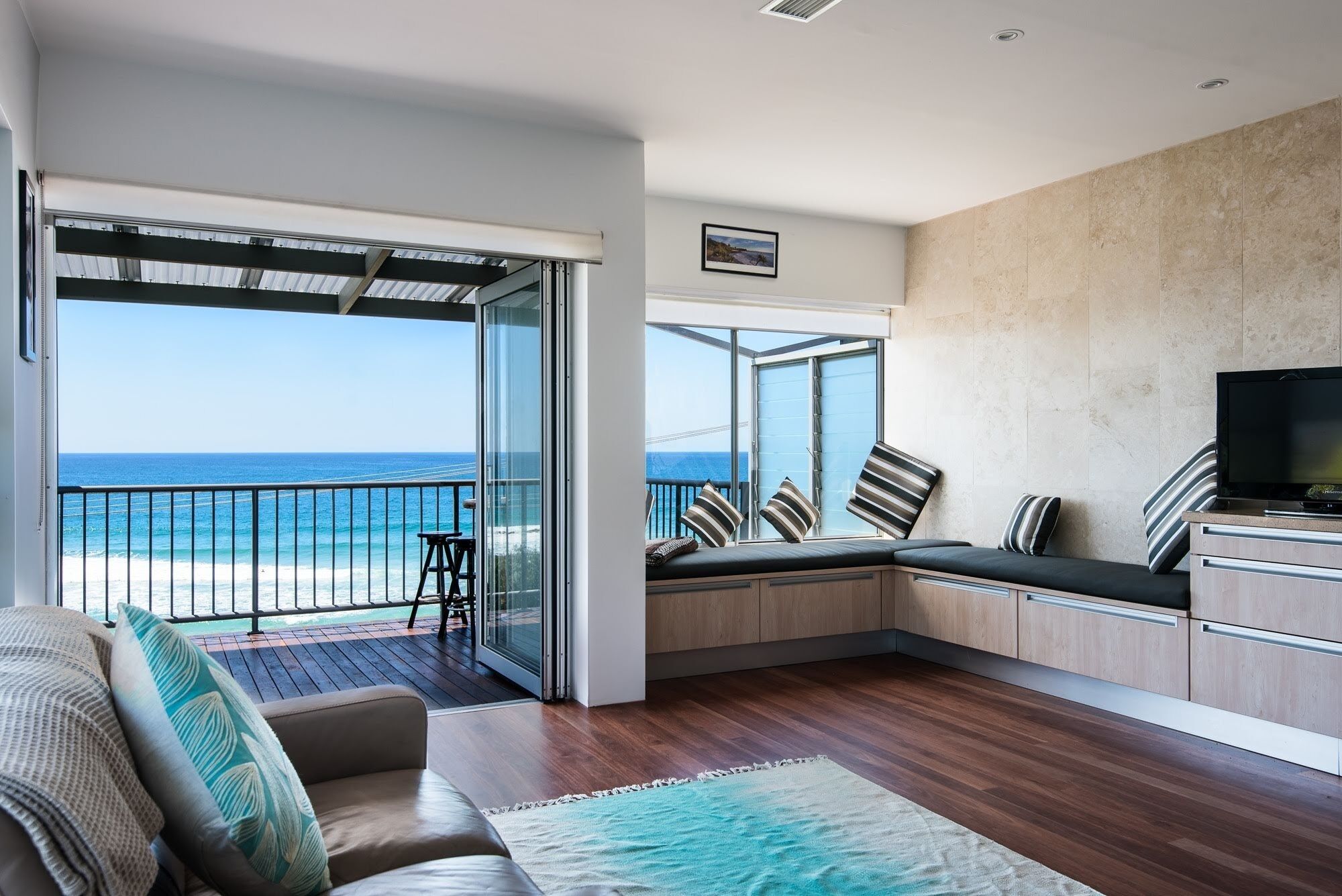 Wake up to Stunning Views Overlooking Coolum Beach