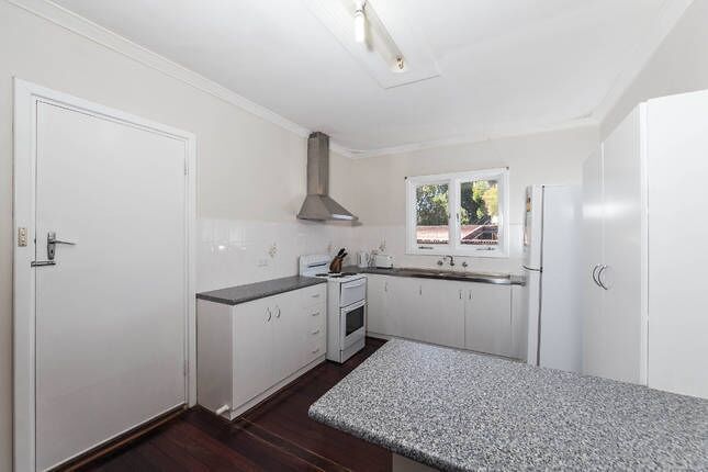 Cosy Lodge Thornlie - comfort at value price.