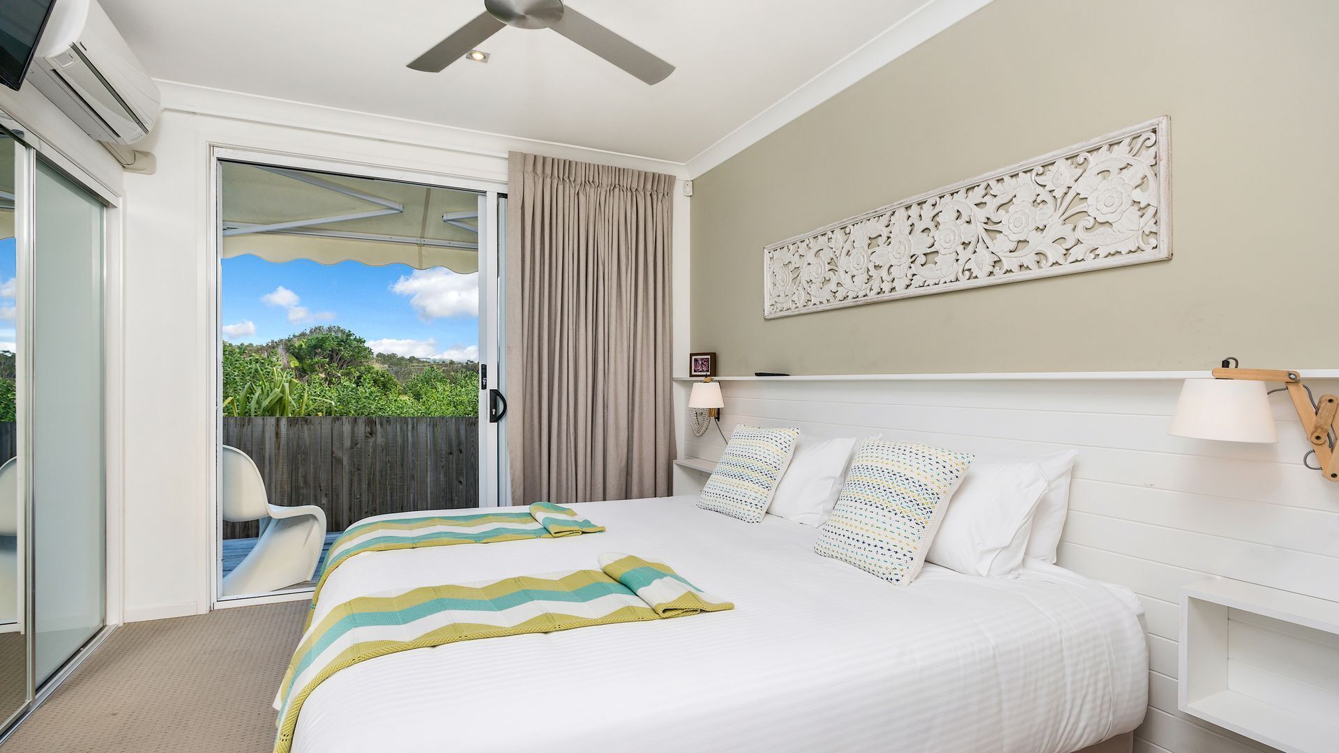 A Perfect Stay Bluewater House - Beachfront Belongil, Heated Pool