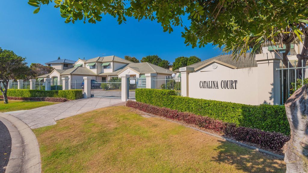 Catalina Court Unit 7 - Metres From Pippi Beach