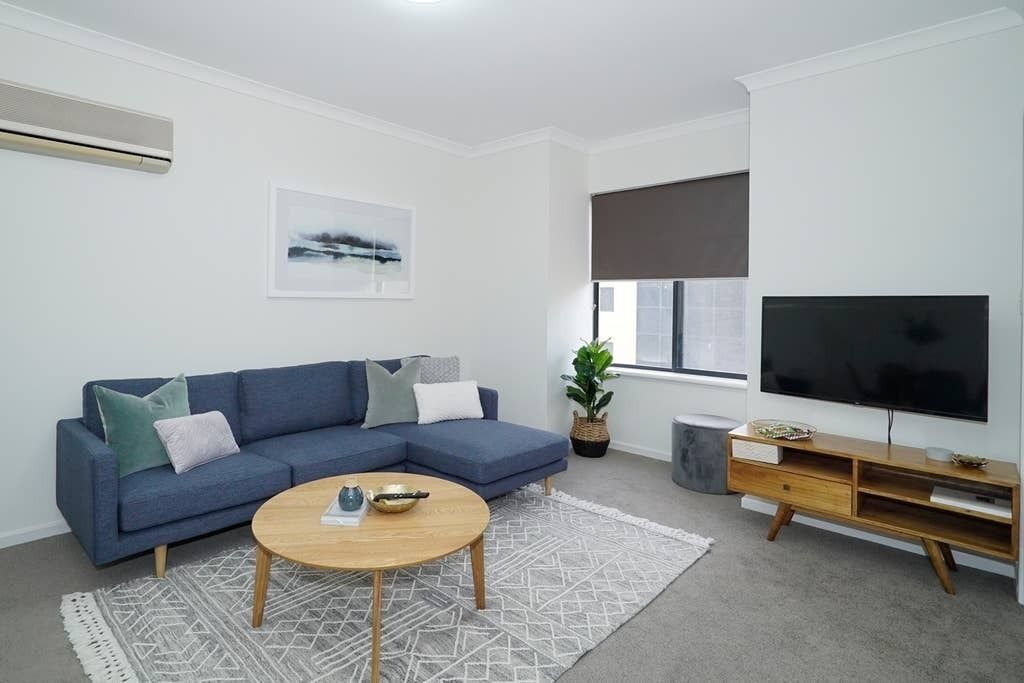 This Apartment is a 2 Bedroom, 1 Bathrooms, Located in East Perth, WA