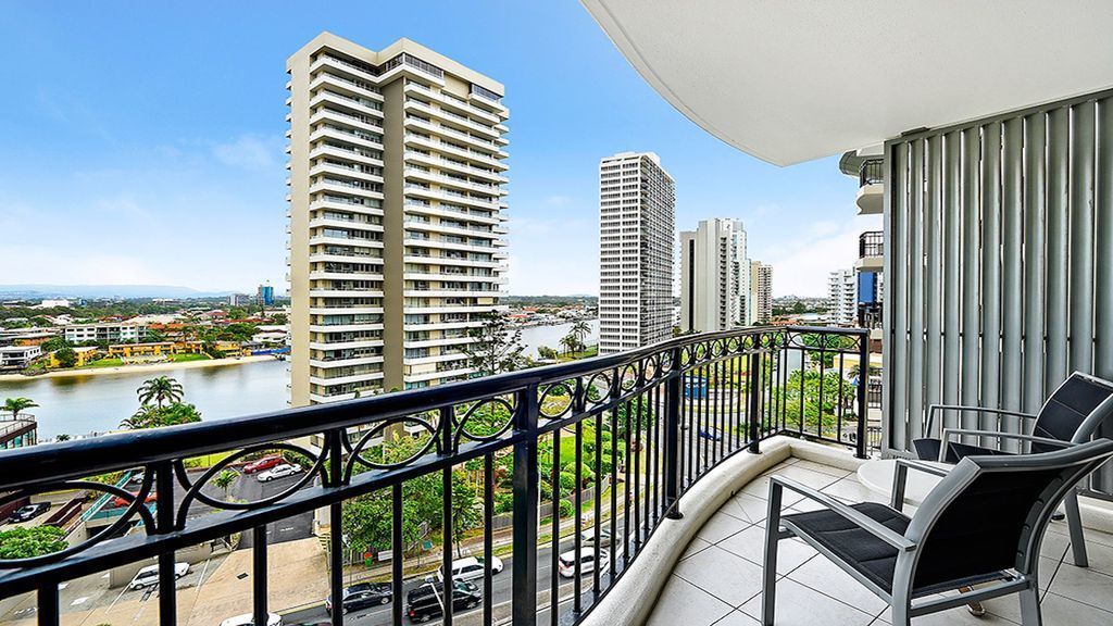 Chevron Towers Surfers Paradise Apartment