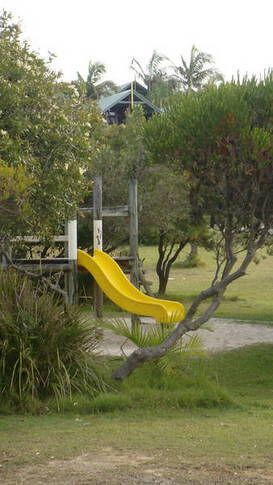 Angourie Beach House ,ocean Views,100m to Beach, Cafe,restraunt,swing &nat Park