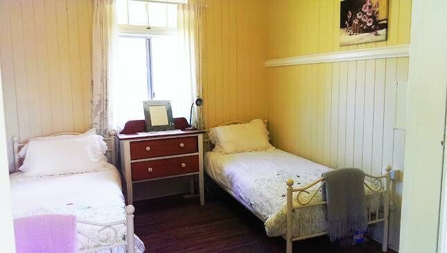 Eighteen Mile Cottage - river access with breathtaking views!
