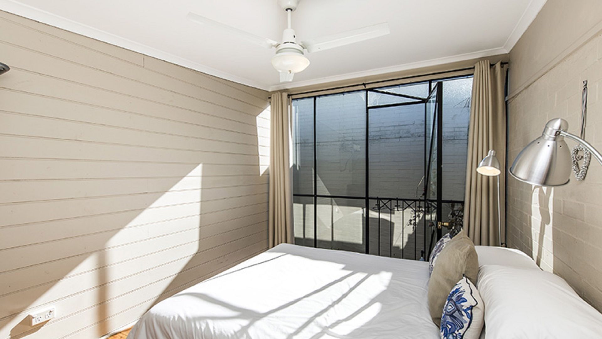 Stunning 2 Bedroom South Fremantle Townhouse