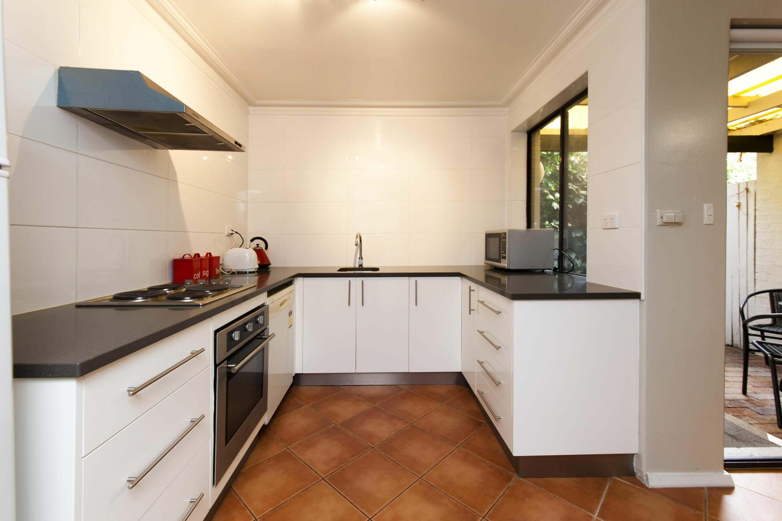 Stylish Subiaco Terrace Accommodation - 3 Bedrooms, Central Location