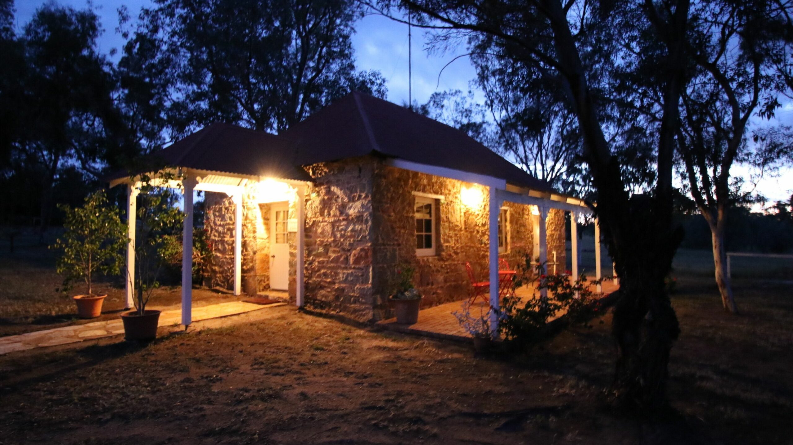 Dempster Cottage is a Stone Cottage Built 1850 Located Between Northam /toodyay