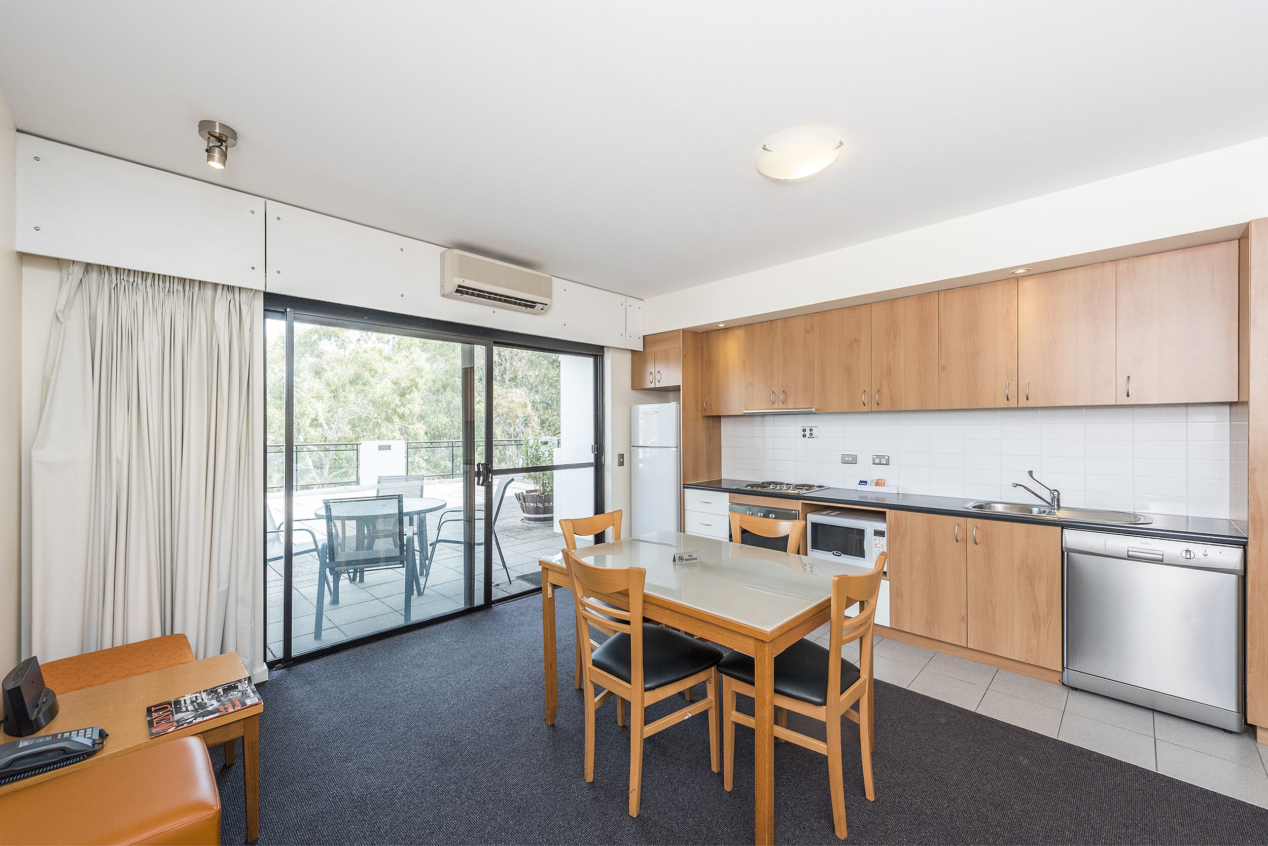 Ascot Quays Apartment 102 - EXECUTIVE ESCAPES