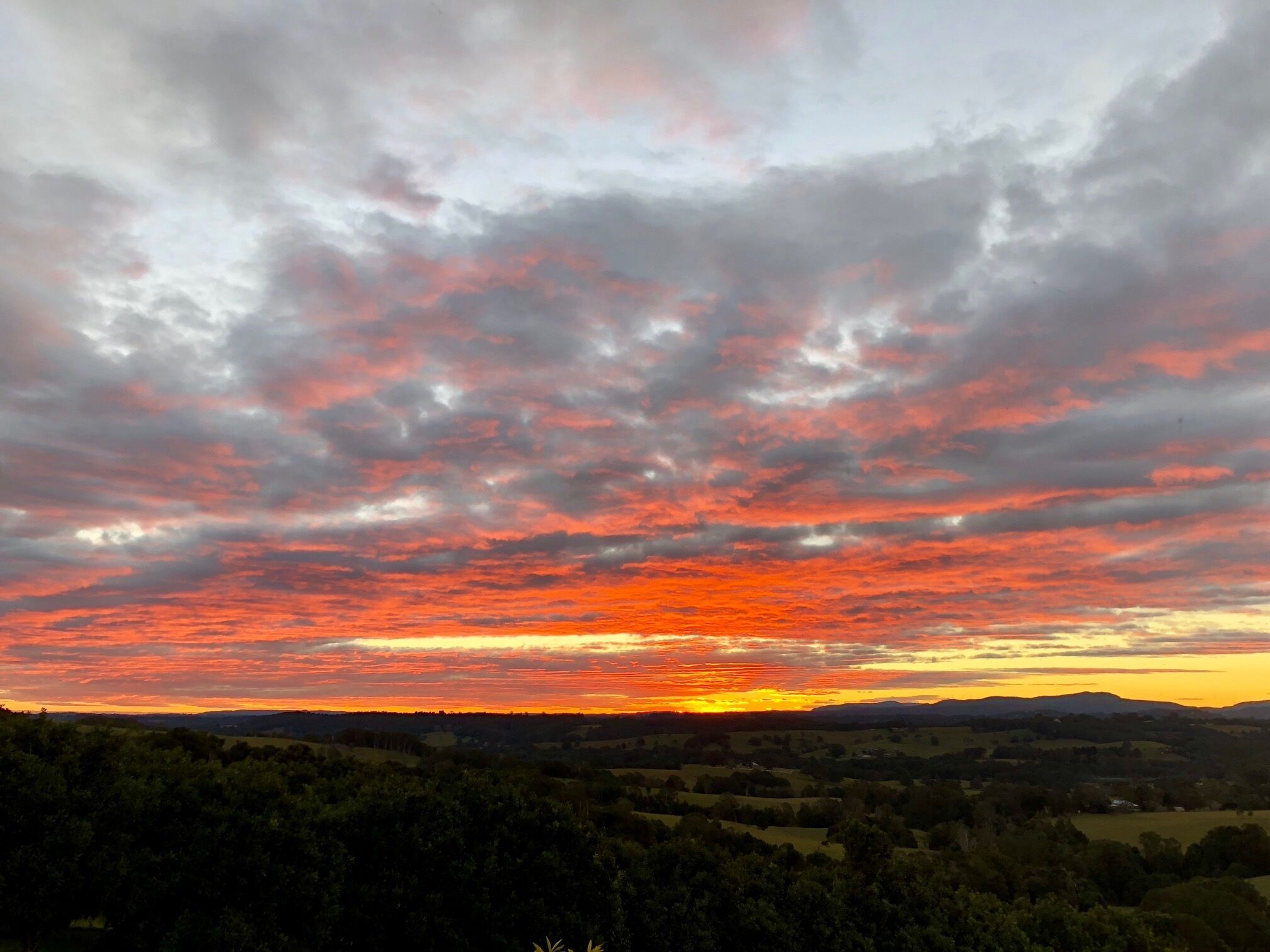 Escape to Bangalow, Byron Hinterland Accommodation With Stunning Views