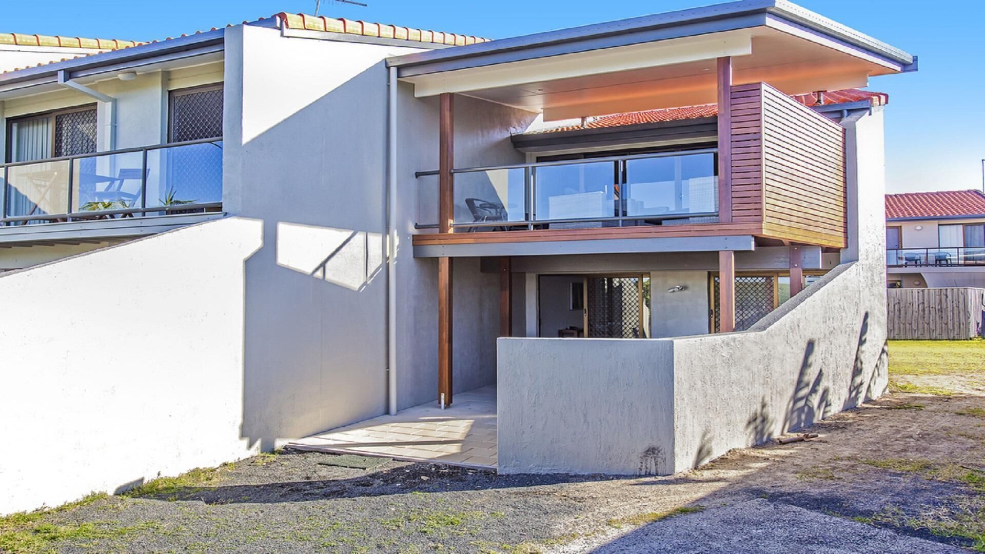 Sunrise Reef - Unit 6 Lennox Head - Relaxing Townhouse on the Beachfront