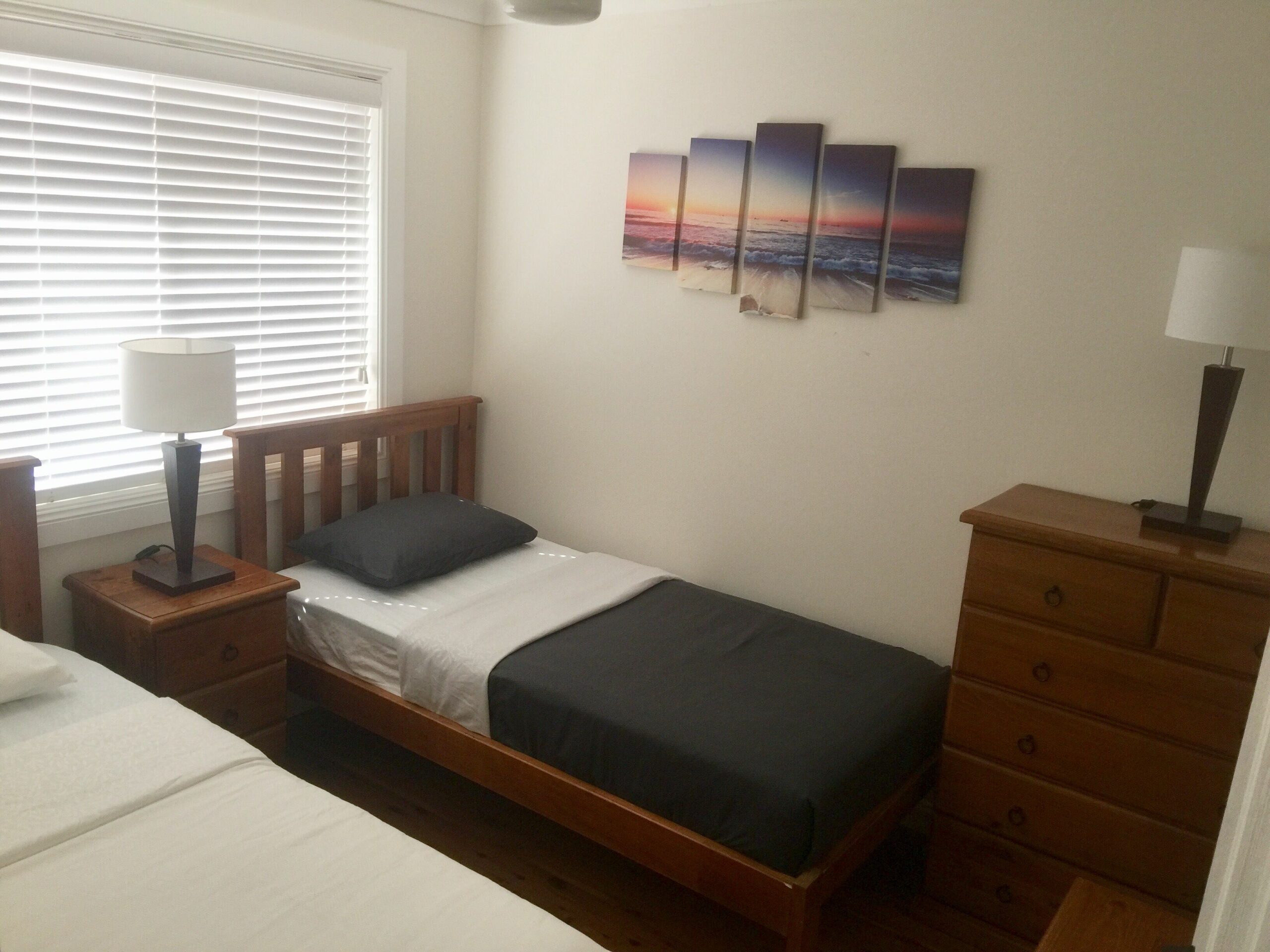 Grove Home Stay Dubbo - Entire Newly Renovated 4 Bedroom Home