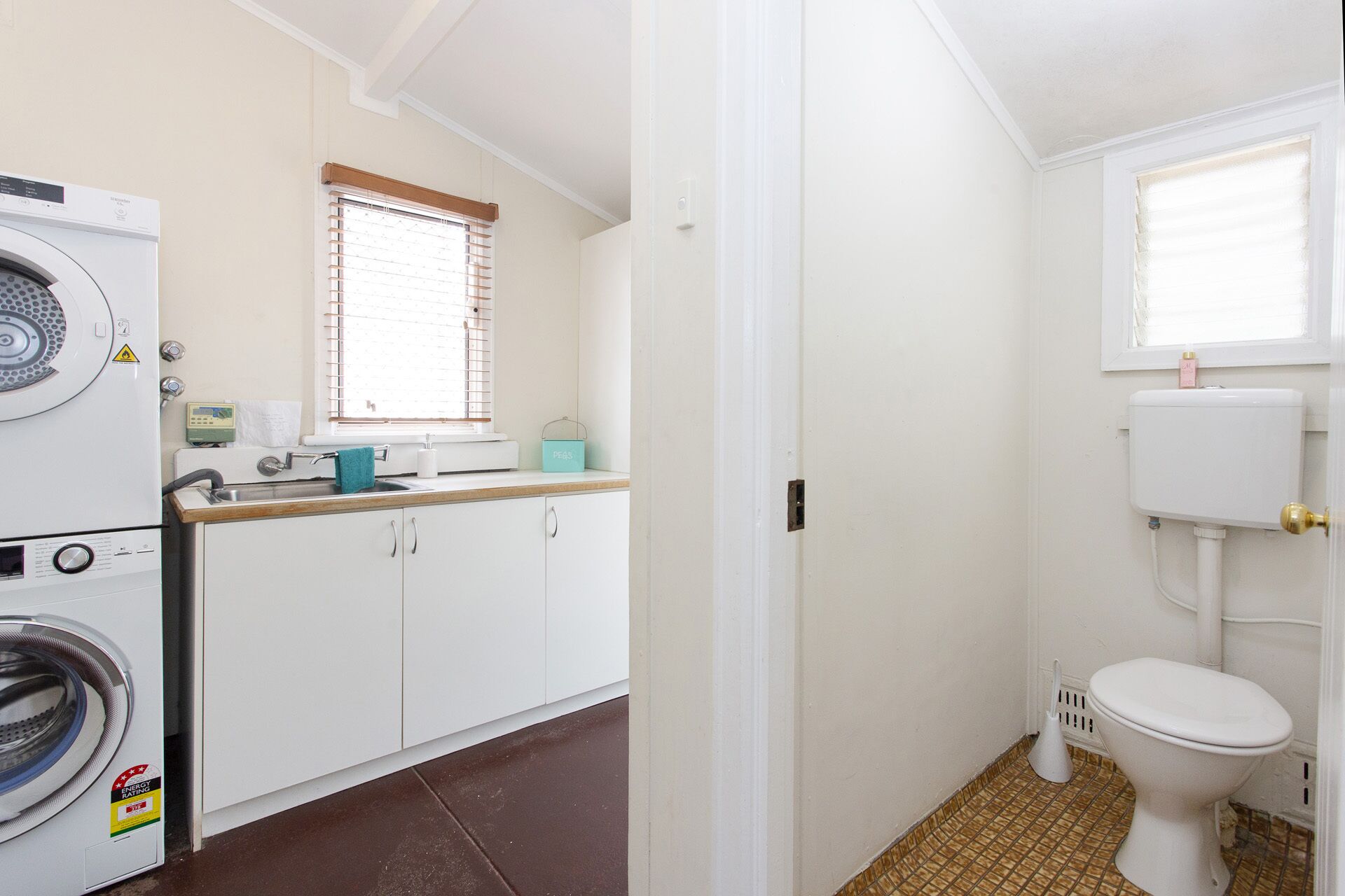 Charming 3 Bedroom Cottage Close to Perth Cbd, Perth Airport and Curtin Uni