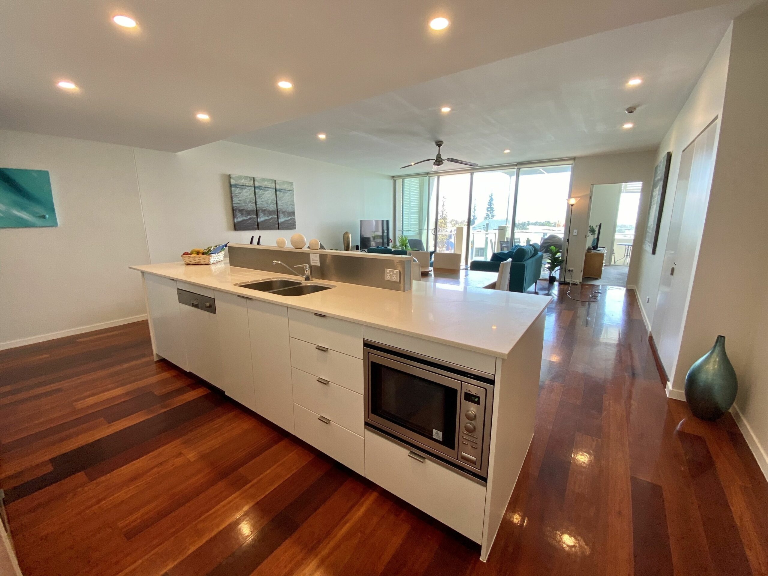 Absolute Beachfront - Cabarita Beachfront - Ocean Views - 3 Bed Apartment