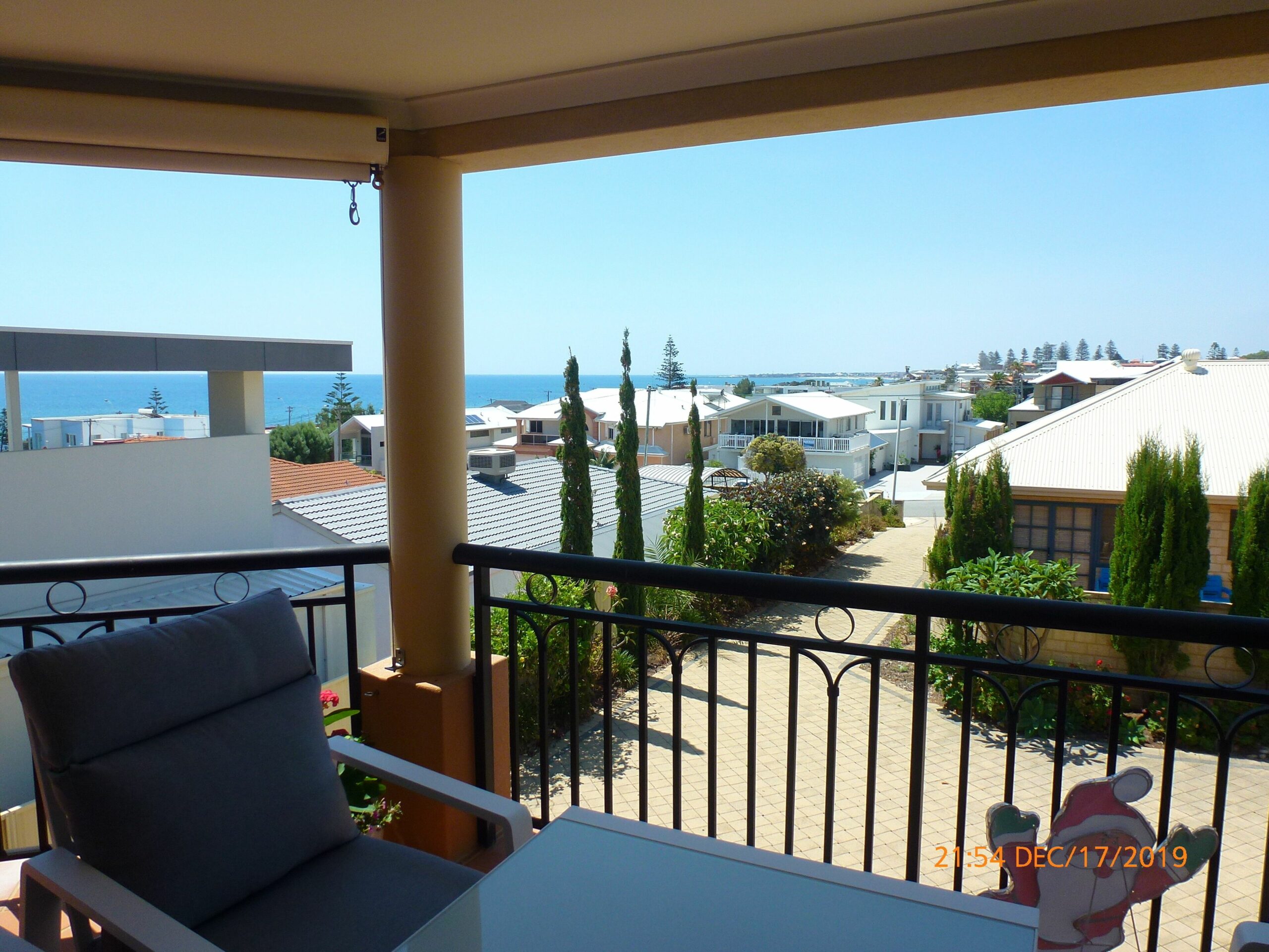 Sea Views and a Short Stroll to the Beach Make This a Highly Desirable Location