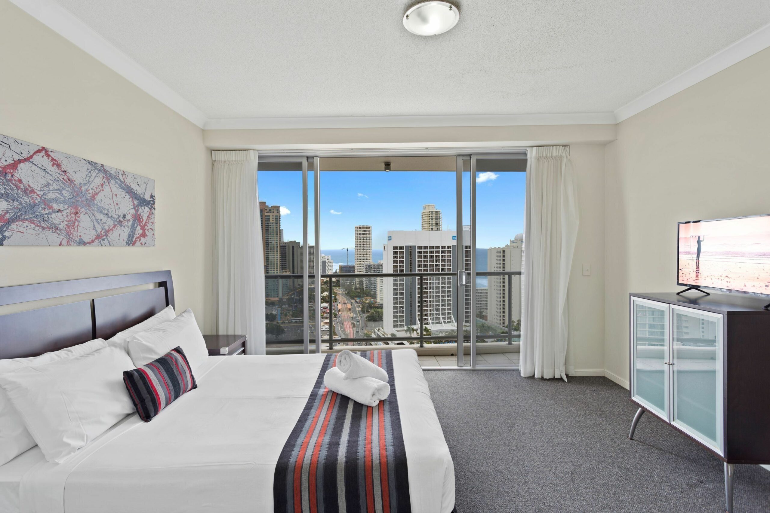 Chevron Renaissance Level 22, Spacious and Bright Ambiance With Amazing Views