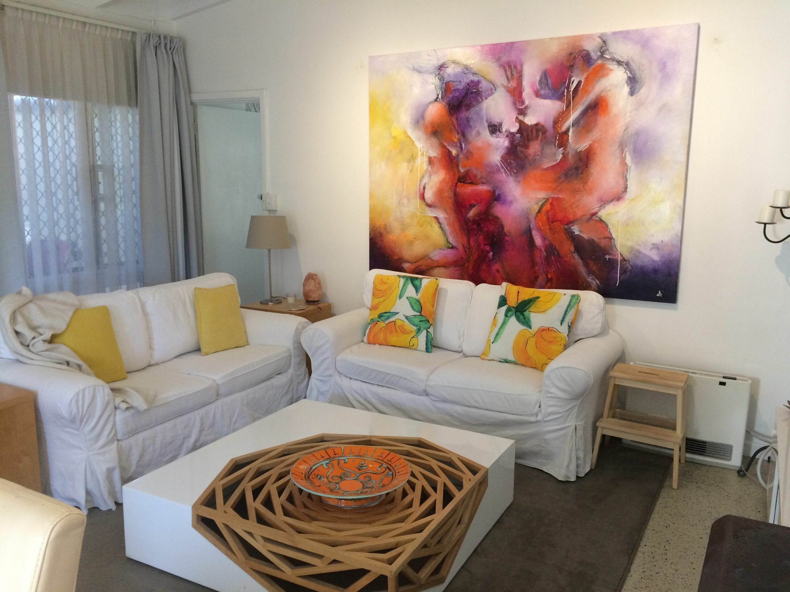 Artist Retreat Luxury 1 Bedroom Apartment with Spa