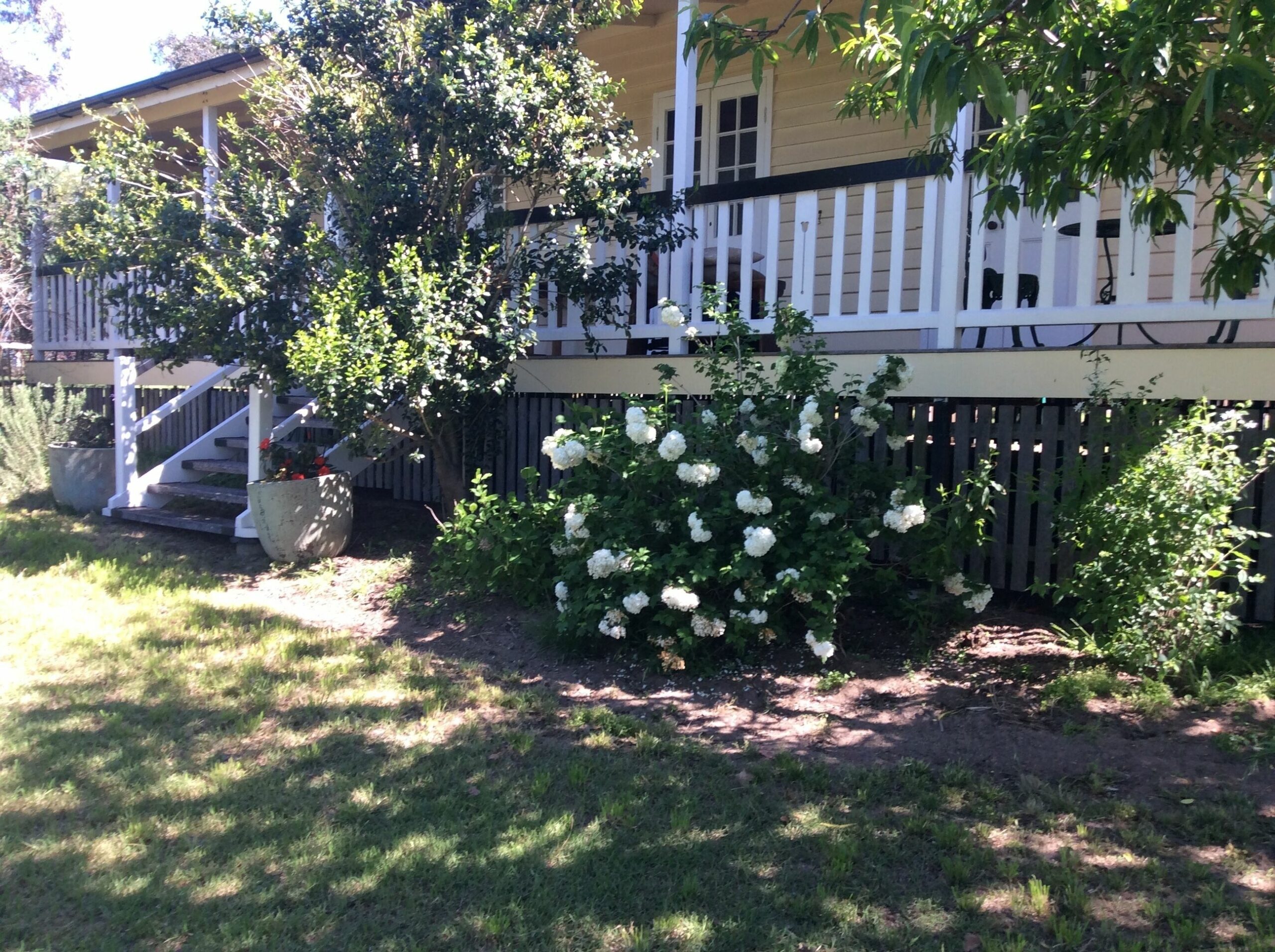 Delightful Queensland ..Country Cottage..With Comfort and Style