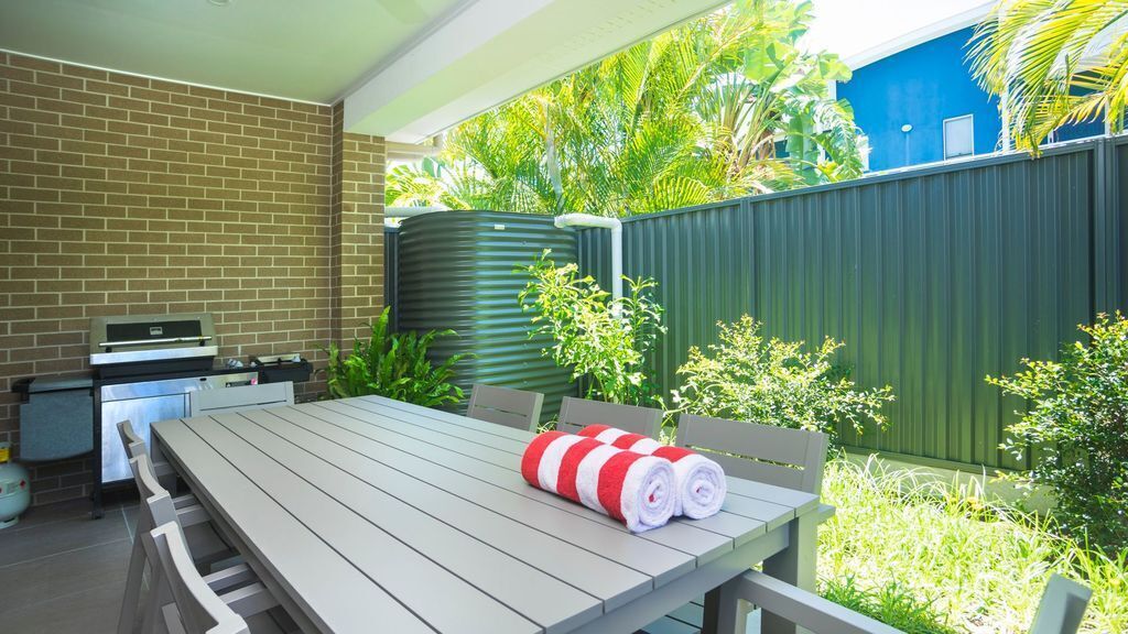 Broadwater Paradise - A Short Walk to the Beach