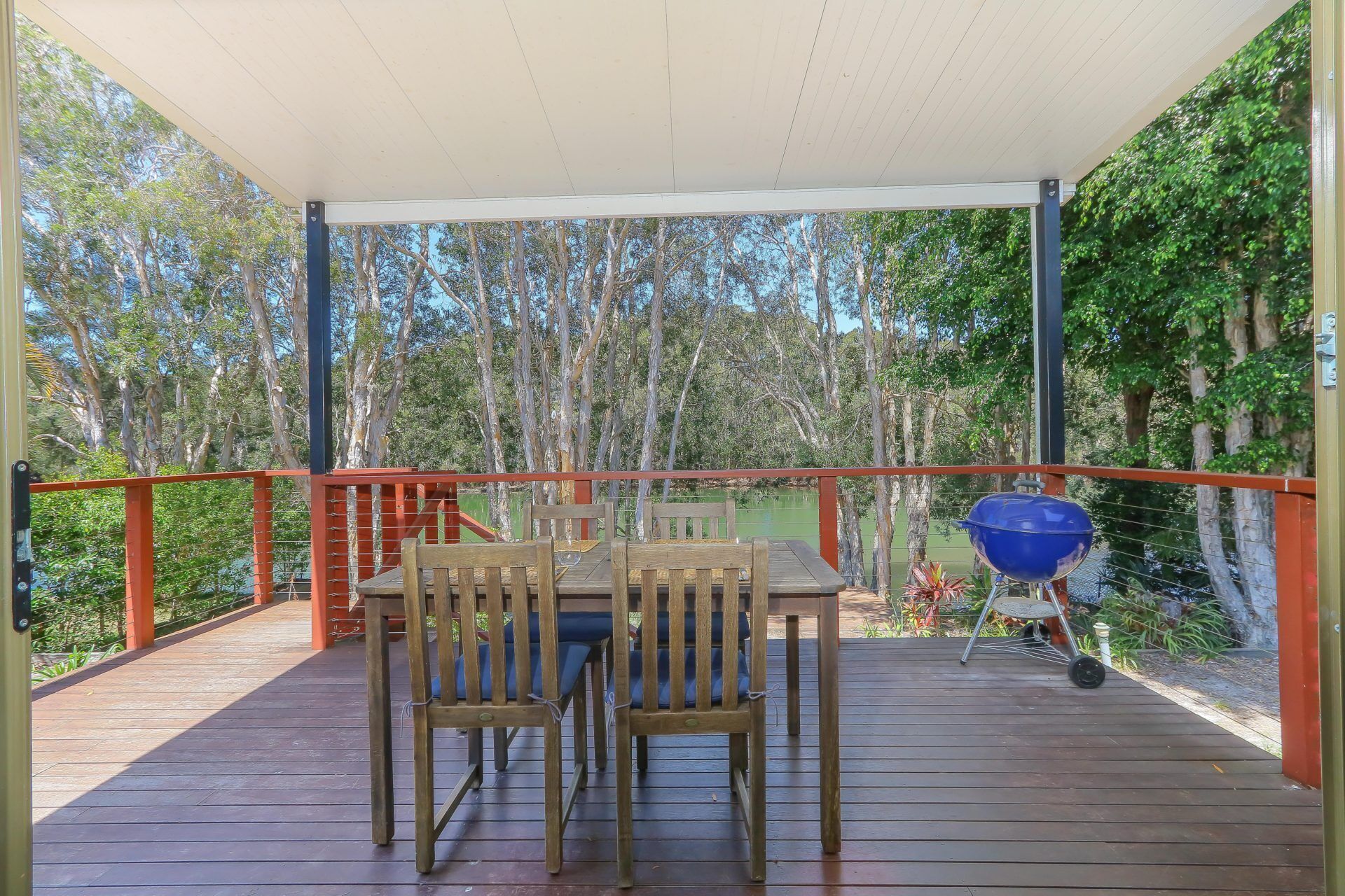 Cabarita Beach Bliss - Holiday Home ON THE Lake