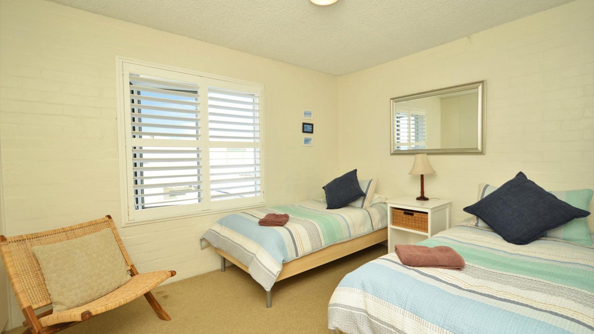 Suncrest unit 4, Absolute Oceanfront, Yamba