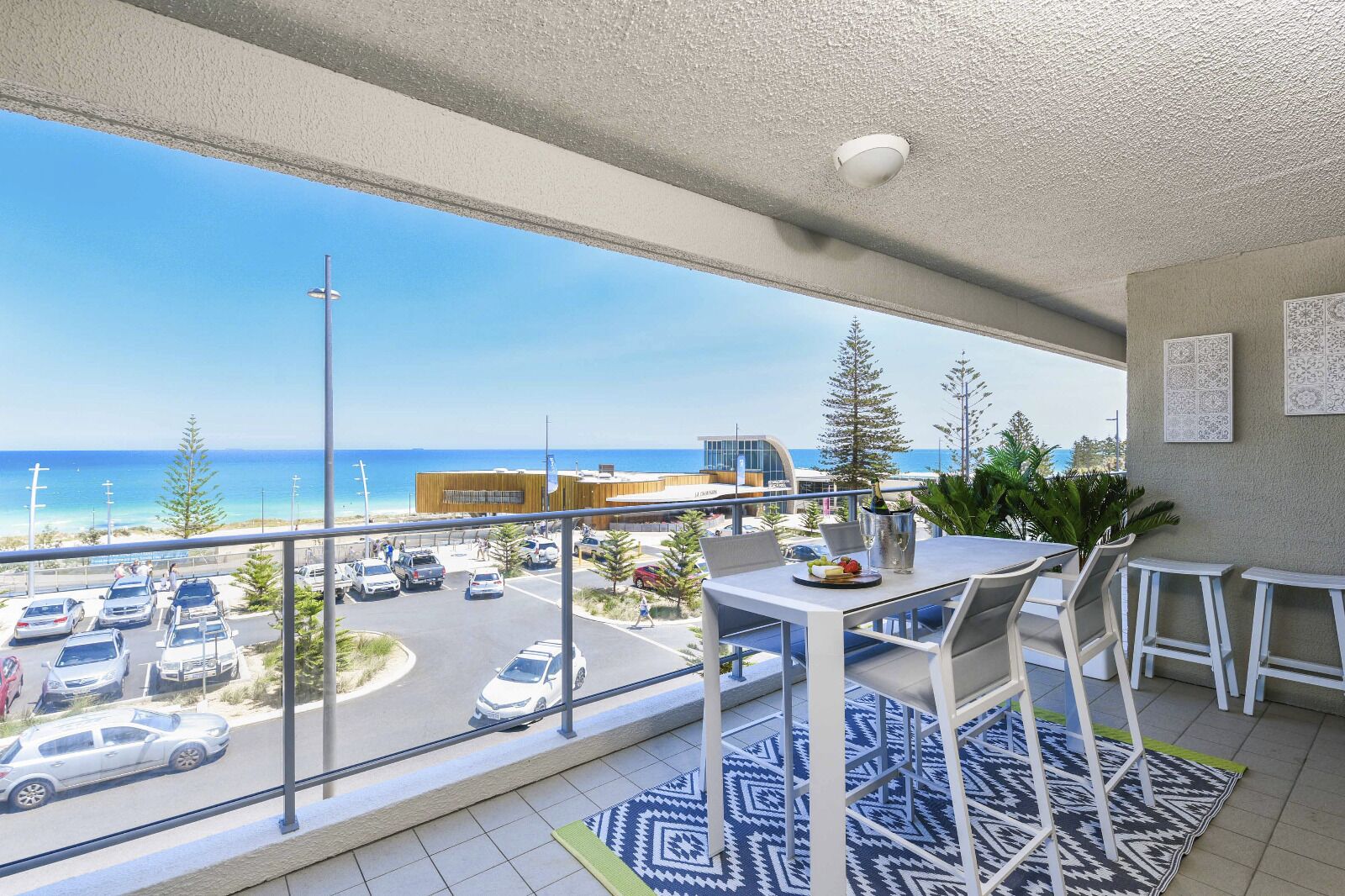 Scarborough Beach , Sandcastles by the sea. Beach front apartment Scarborough