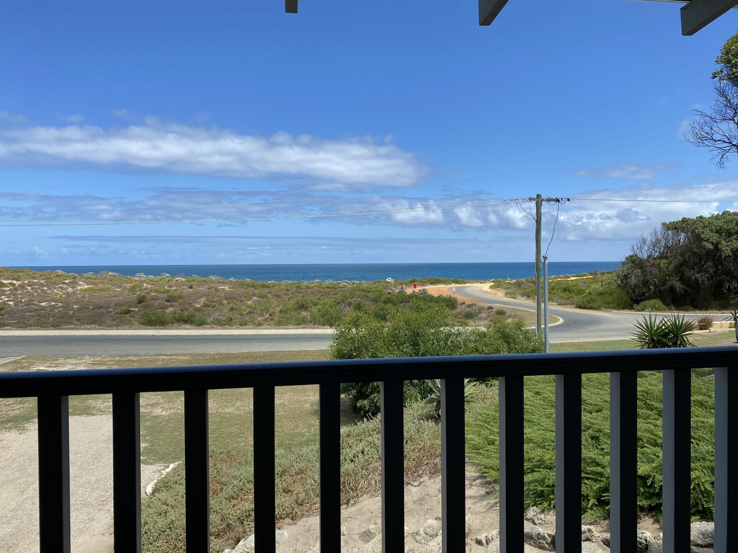 Beach Front  - Pet Friendly - Holiday Home in Guilderton-Moore River