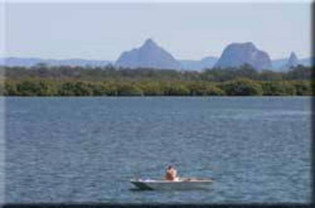 Boathound Pacific Harbour Bribie Island