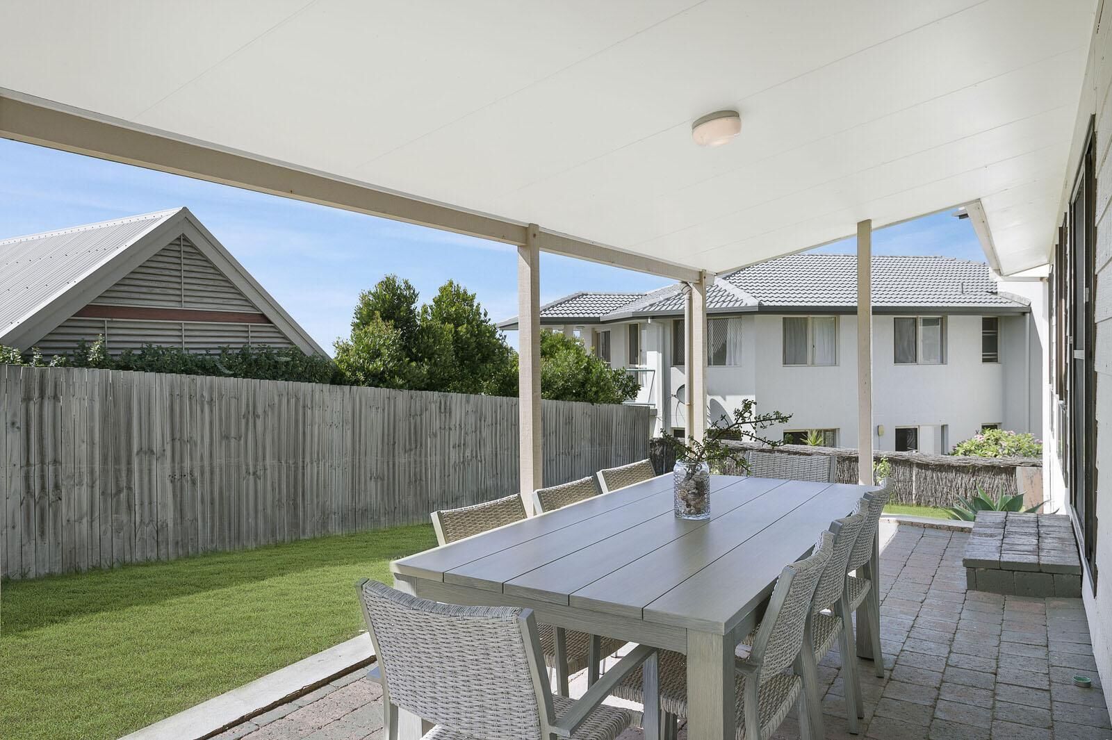 Bailey's Beach House - Original East Ballina Beach House With Ocean Glimpses