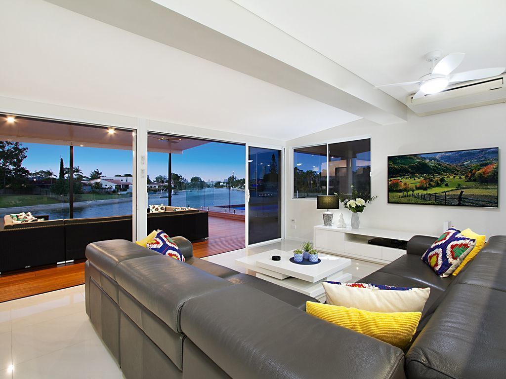 Vogue Holiday Homes - Whitehaven @ Broadbeach