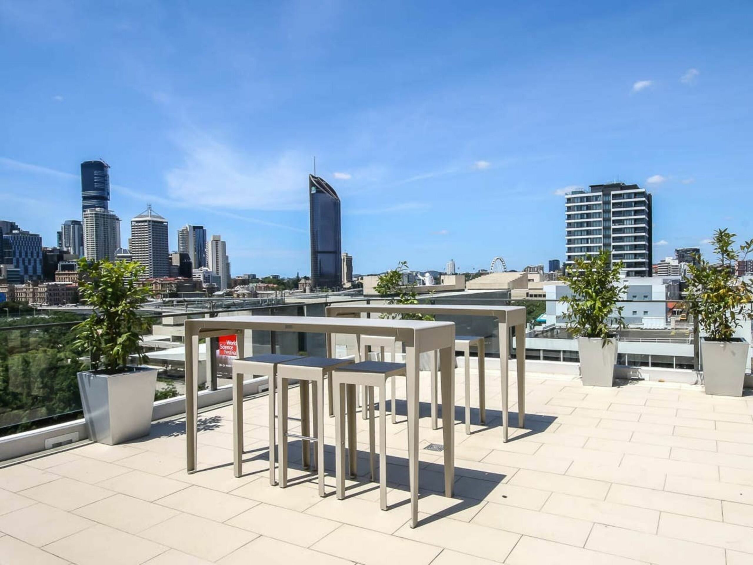 Chic Apartment In Walking Distance To Southbank