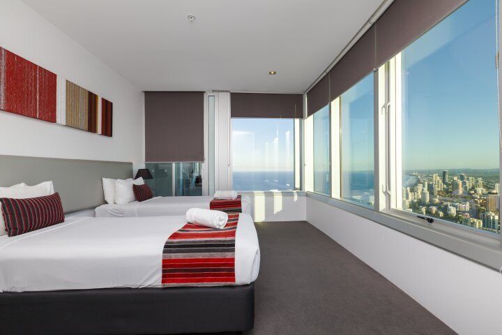 Spacious Stylish Four Bedroom Executive Apartment in the Heart of Surfers Paradise Q1 Resort & Spa