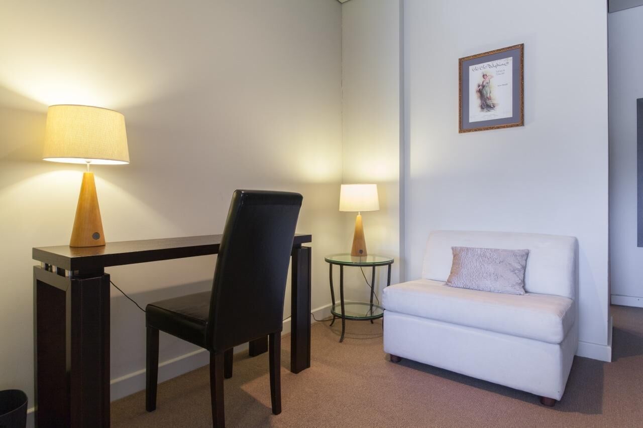 Executive Style First Floor Apartment With Large Alfresco Balcony
