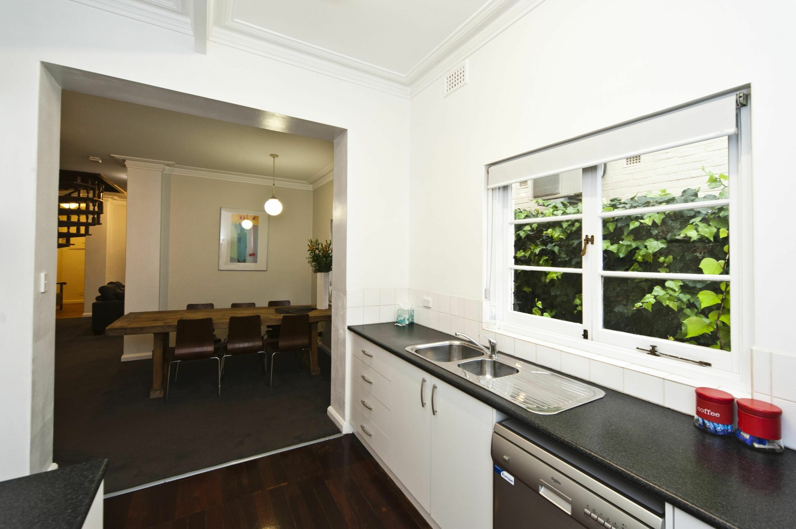 3 Bedroom Accommodation Near to UWA and Hospitals