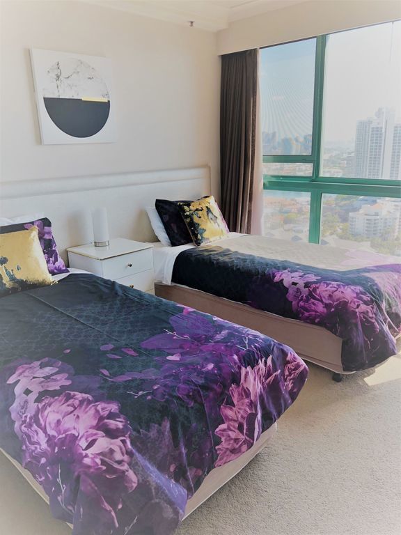 Crown Towers 2-bedroom Apartment