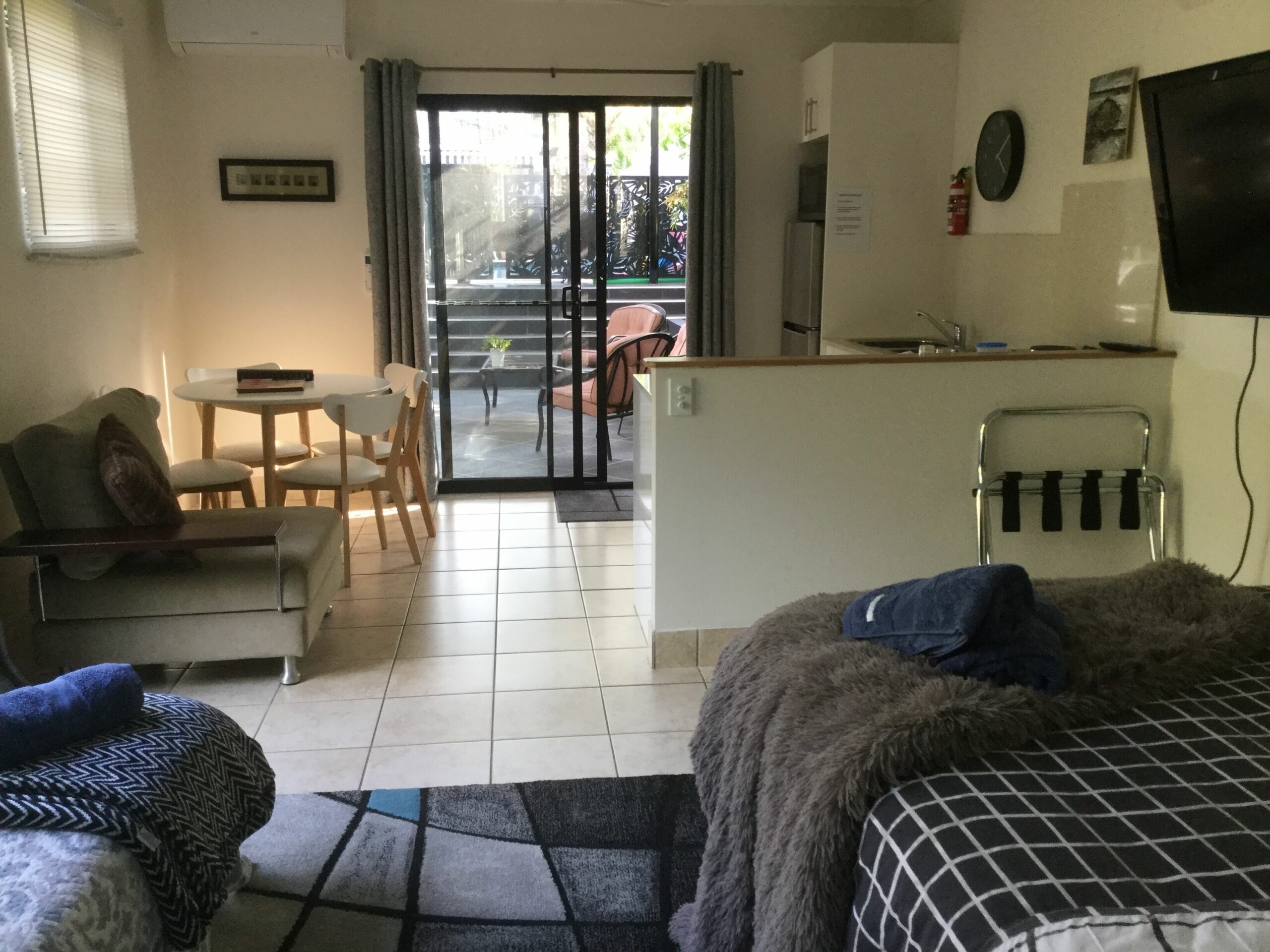 Private Studio Apartment, Labrador/southport Gc/free Wifi