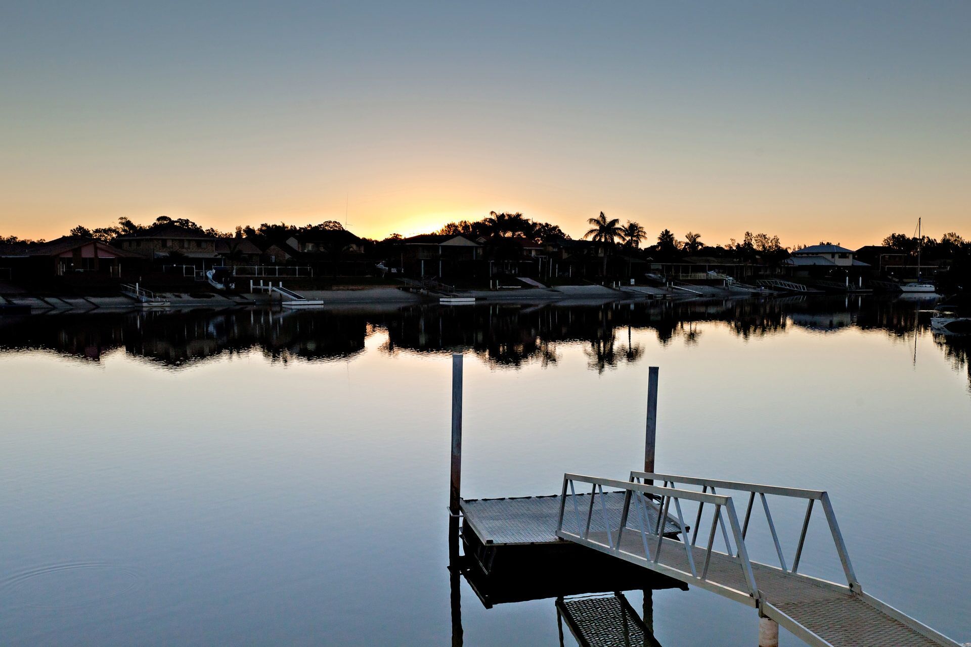 Sandy Shores - Your Waterfront Haven in Yamba