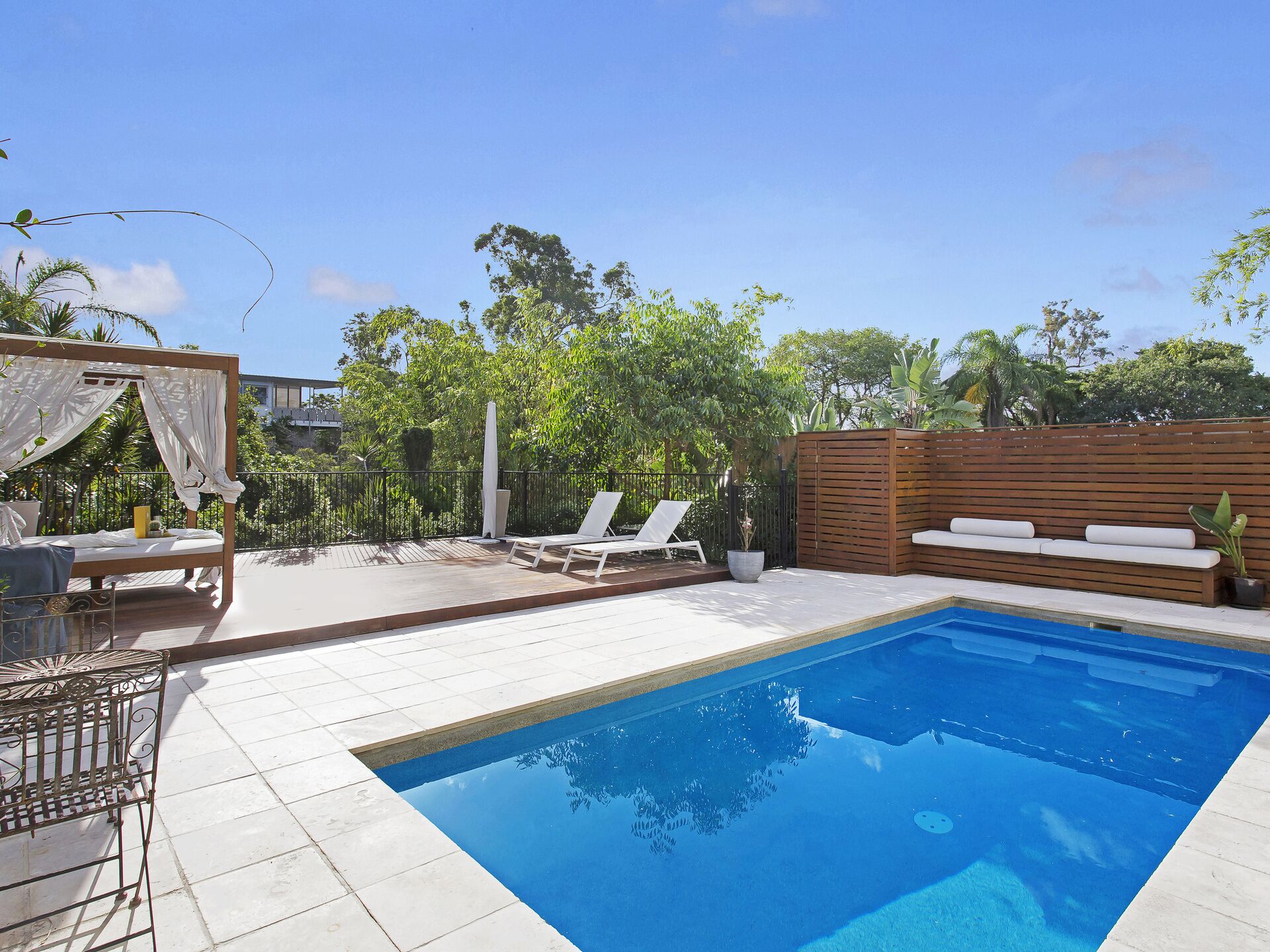 Bulimba House I Resort Style Retreat & spa