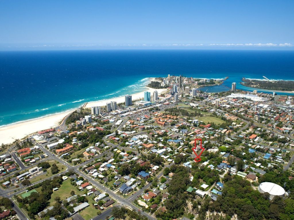 Hideaway in Coolangatta Granny flat style 1 bedroom with Wi-Fi included