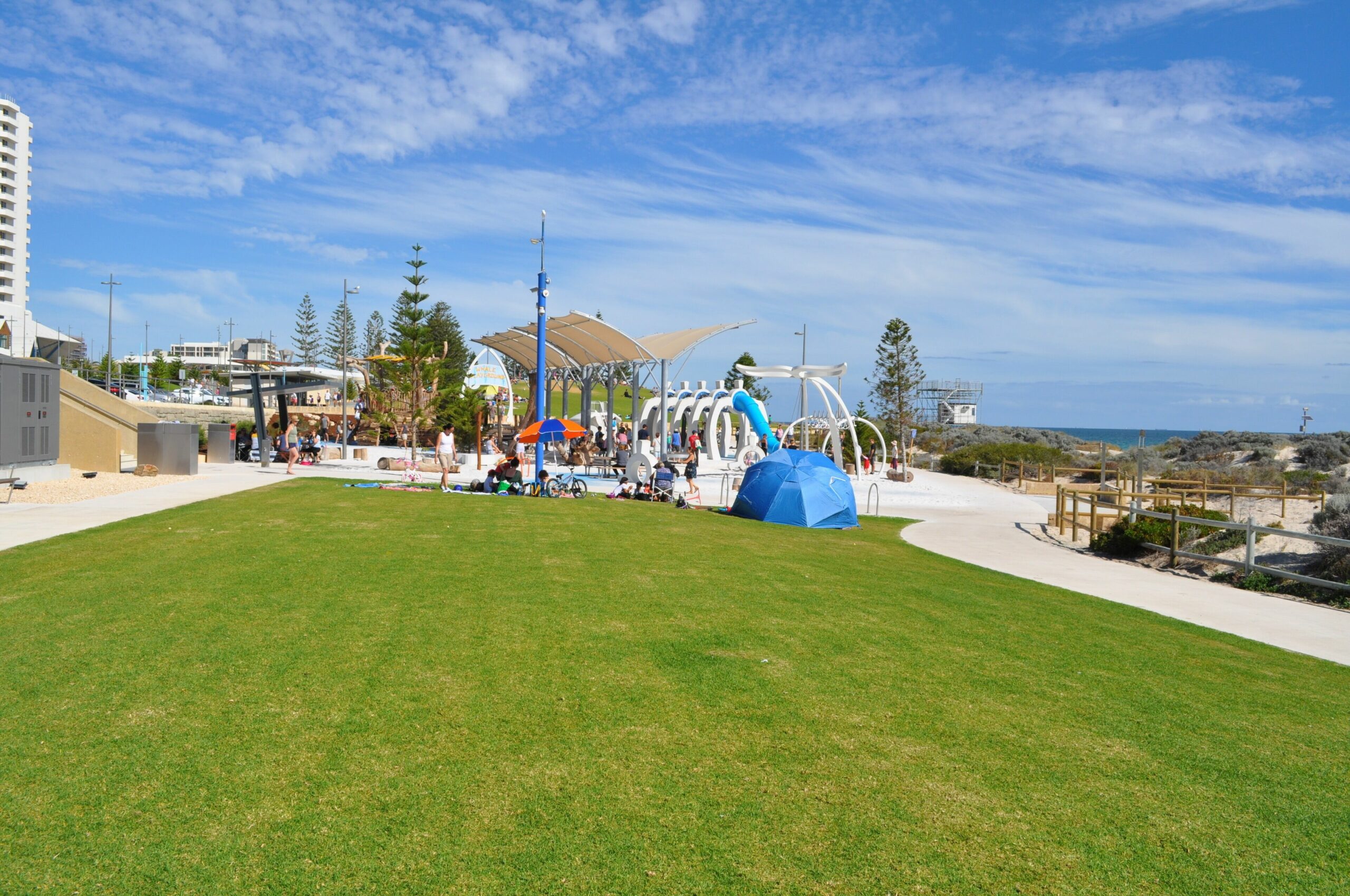 Beach Break Two - On Scarborough Beach - Sandcastles Apartments