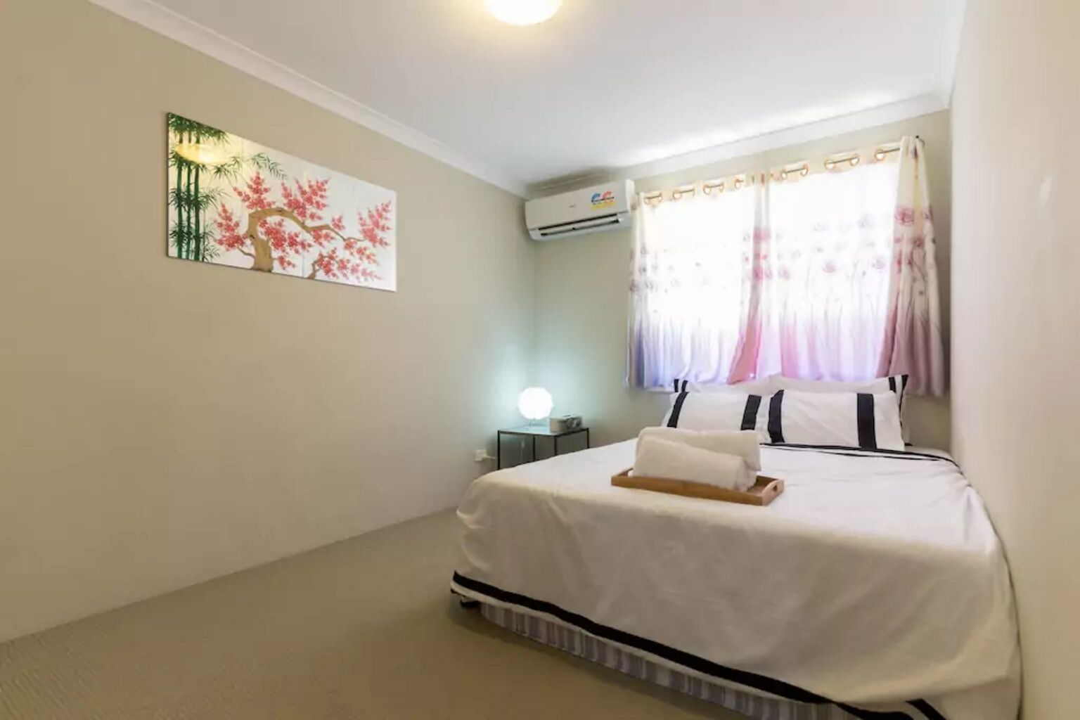 Family Townhouse - Fast Wifi - 15mins TO Perth CBD