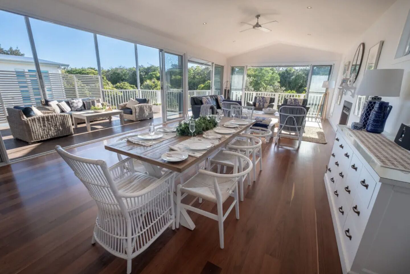 Serenity Beach Retreat - Hamptons Beach Havencasuarina - Sleeps 14 -7 Bedrooms