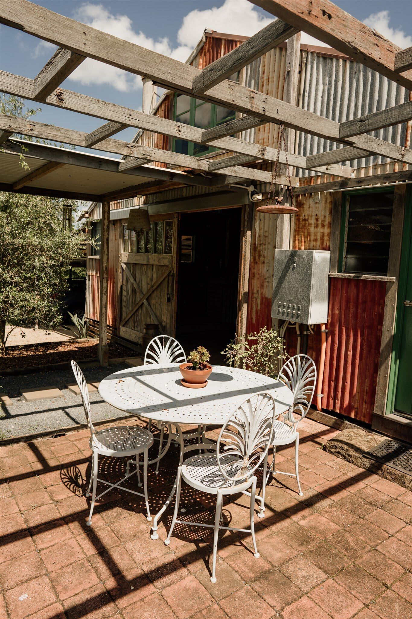 Byron Bay's Historic Barnstay!