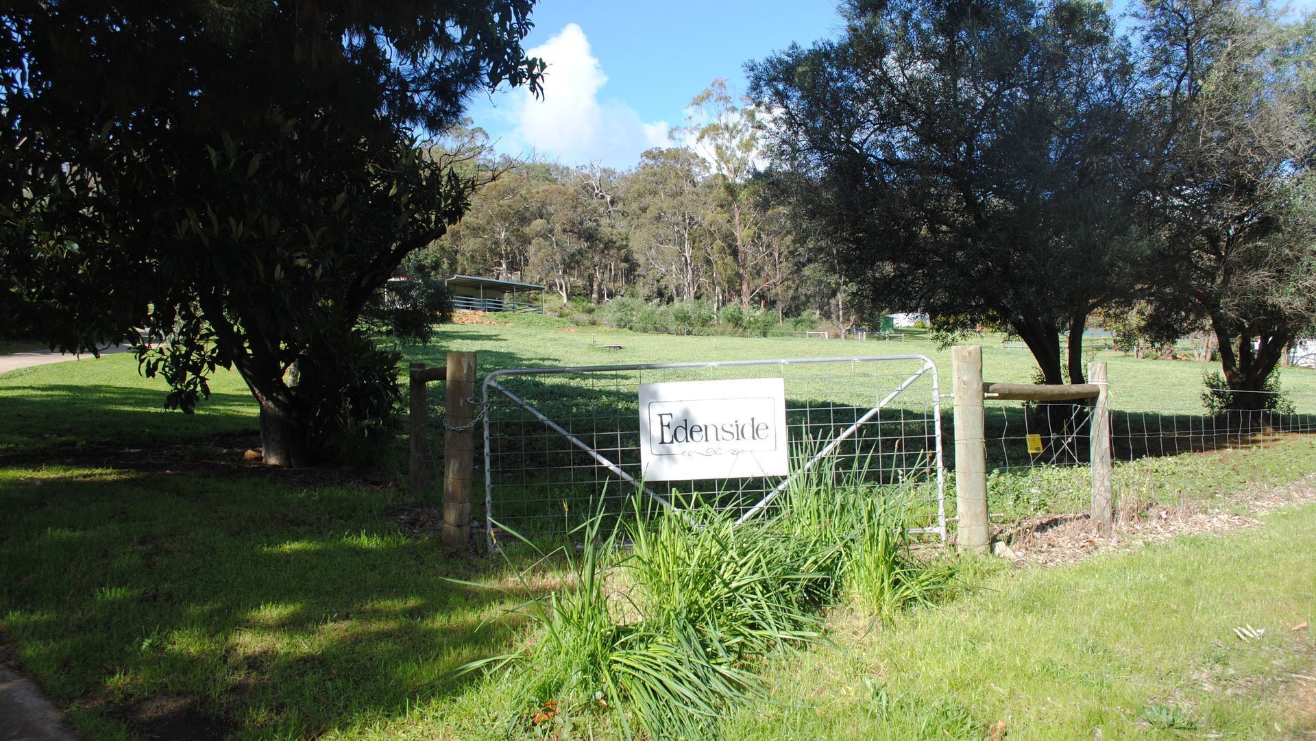 Edenside Cottage - located at Perth Hills